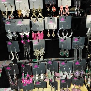NWT!!**Paparazzi Earring Collection** CLEARANCE